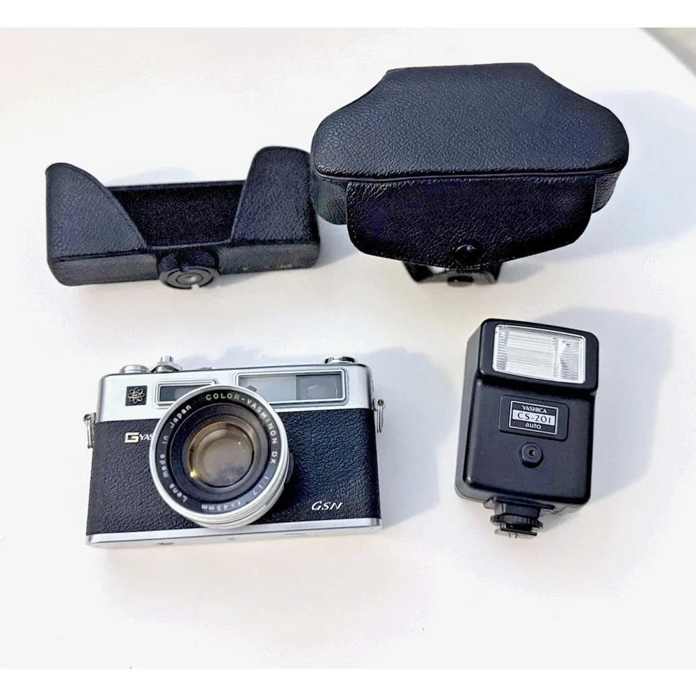 Yashica Electro 35 GSN 45mm f/1.7 35mm Film Spider-Man Rangefinder Camera Flash